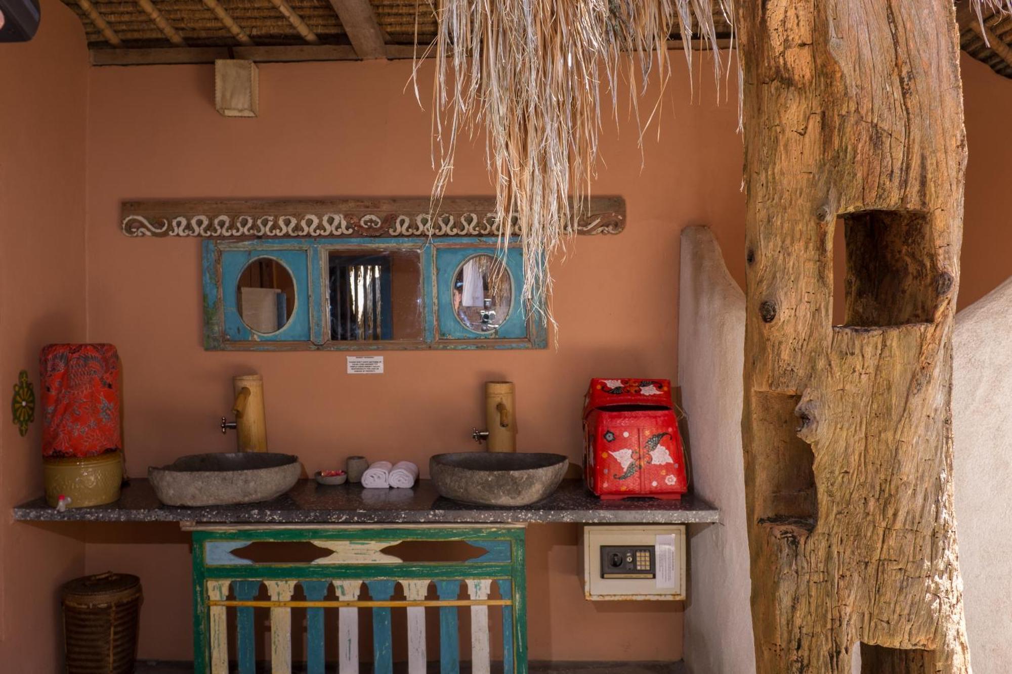 The Temple Lodge Pecatu  Екстер'єр фото