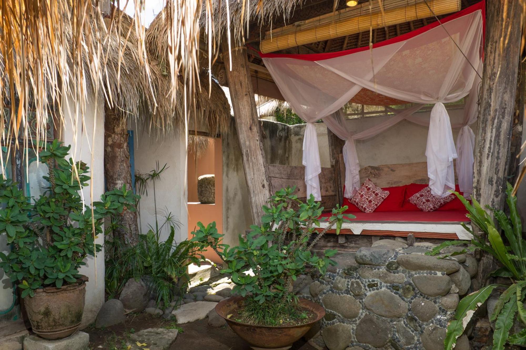 The Temple Lodge Pecatu  Екстер'єр фото